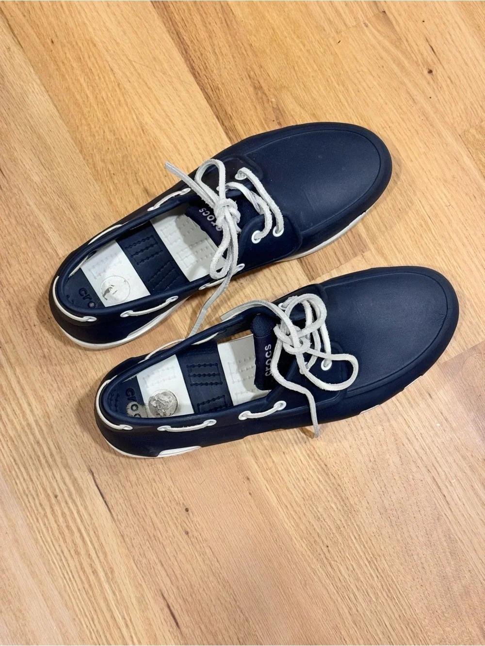 CROCS Men’s Navy and White Boat Shoe Size M10